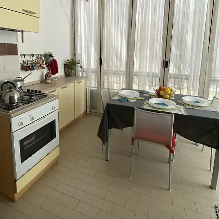 Dolce Alba: 2 Bedroom 8min Walk From The Апартаменты *