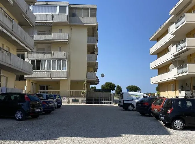 Appartement Dolce Alba: 2 Bedroom 8min Walk From The Alba Adriatica